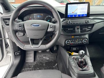 Ford Focus Turnier 1.0 ST-Line NaviKamera