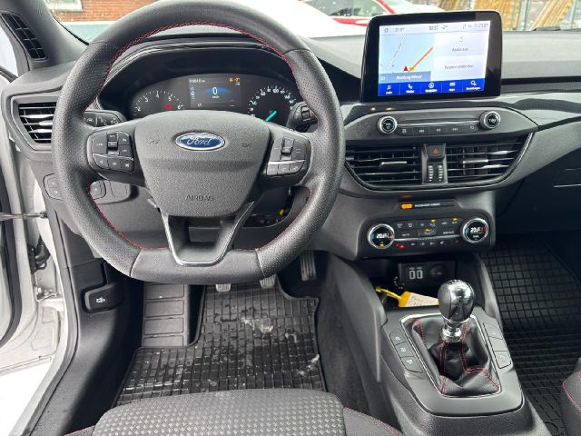 Ford Focus Turnier 1.0 ST-Line NaviKamera