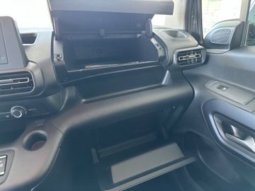 Bild 21 Fiat Doblo E- Doblò Launch Edition 100 kW