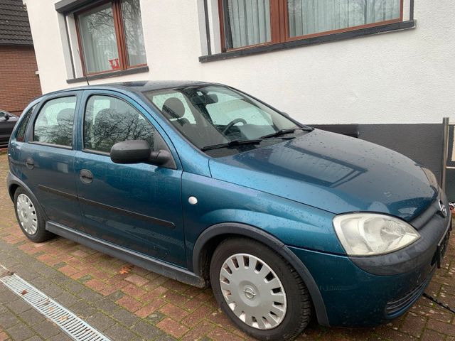 Opel Corsa Automatik /  4 Türen