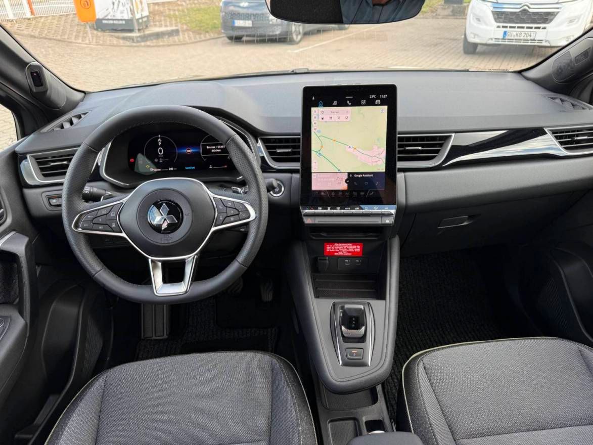 Fahrzeugabbildung Mitsubishi Grandis Intro Edition 1.3 T-Benziner 7-DCT