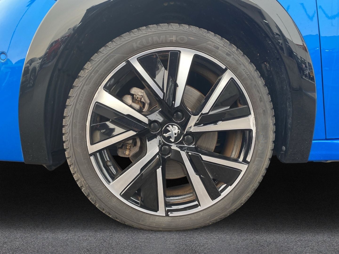 Fahrzeugabbildung Peugeot 208 e- GT Elektromotor 136 *ACC*Kamera*Sitzheizu