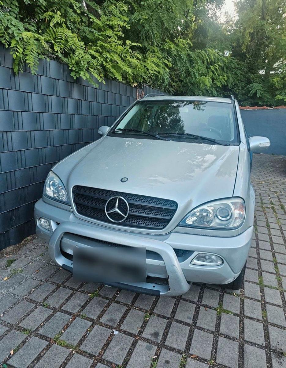 Mercedes-Benz ML 270