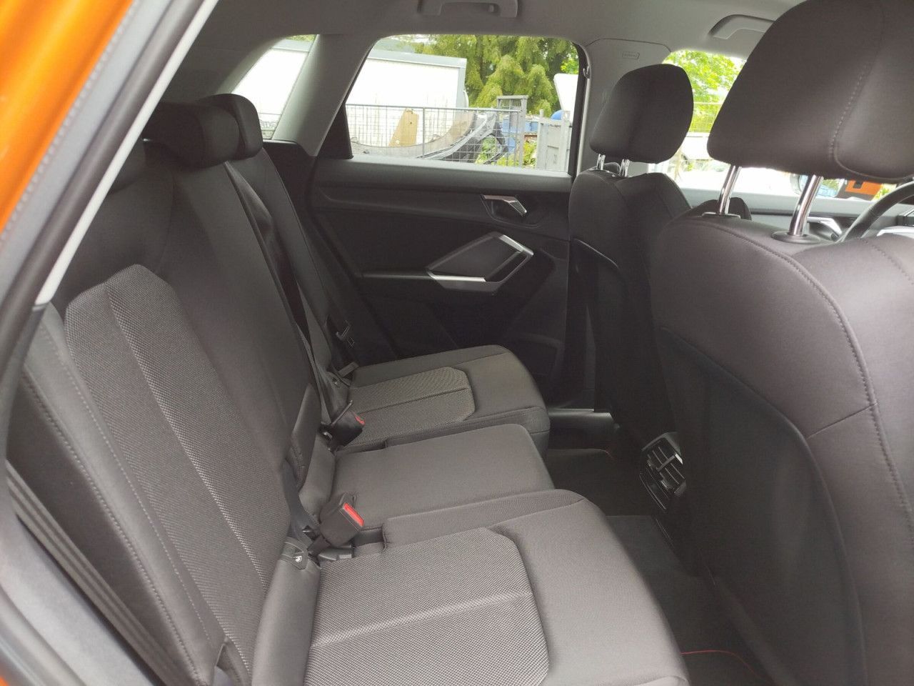 Fahrzeugabbildung Audi Q3 SUV advanced 35 TFSI 110(150) kW(PS) S tronic