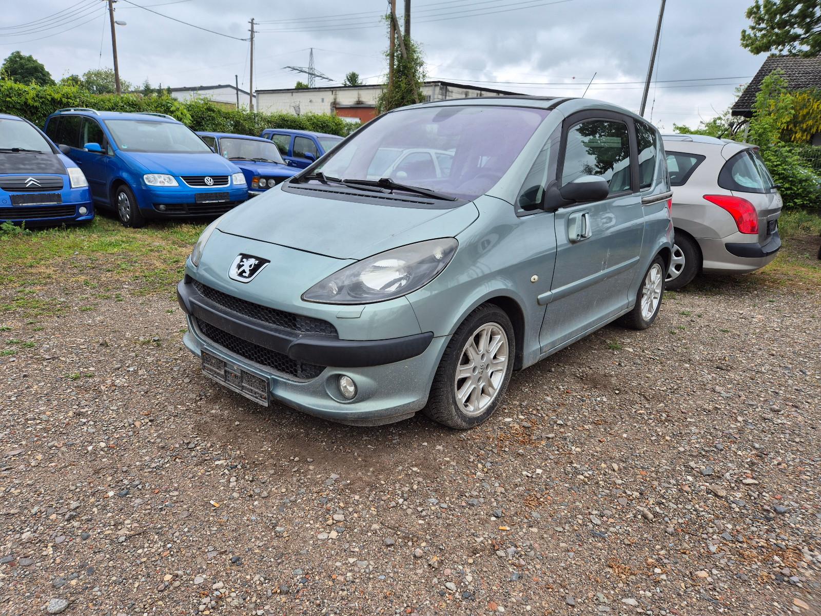 Peugeot 1007 Premium 90 Navi Pano Klima SHZ