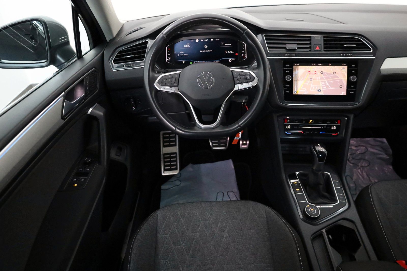 Fahrzeugabbildung Volkswagen Tiguan Allspace Move 4Motion,Navi,LED,Kamera,ACC