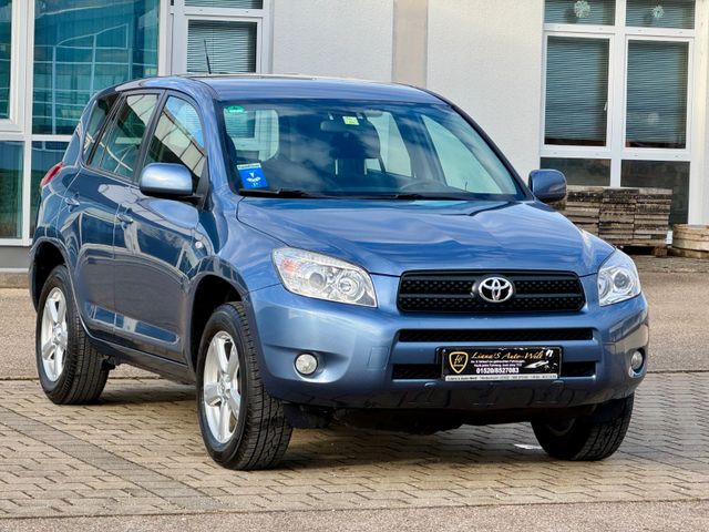 Toyota RAV4 Sol 4X4 AHK Navi Klima TÜV/AU 07.2025