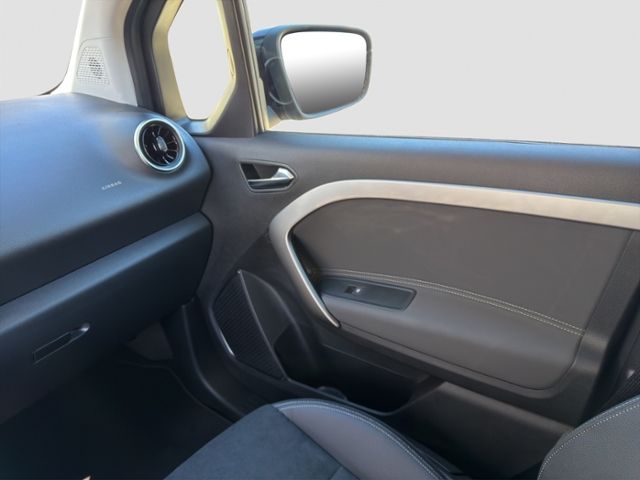 Fahrzeugabbildung Mercedes-Benz T-Klasse 180 lang Rollstuhlrampe