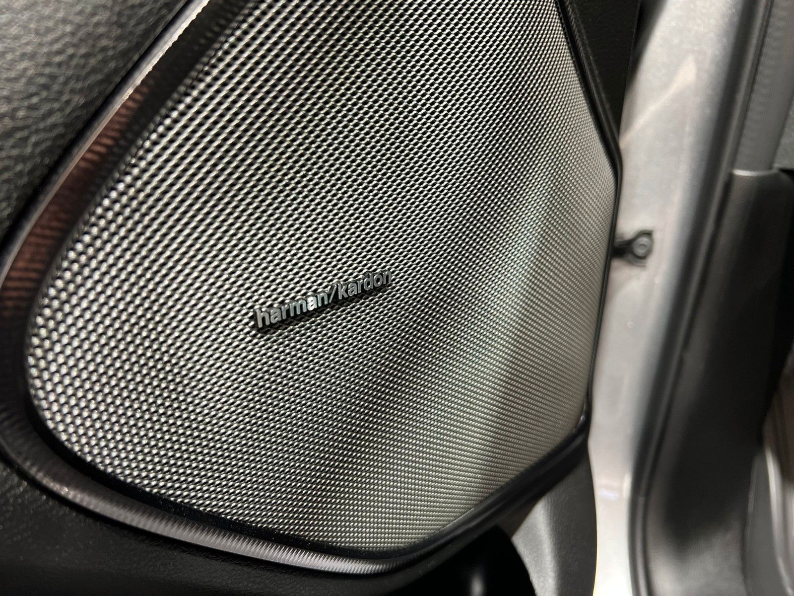 Fahrzeugabbildung Dodge RAM 1500 Rebel Night Premium*LUFT,HUD,PANO,360°*