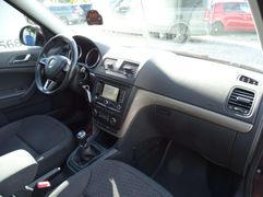 Fahrzeugabbildung Skoda Yeti Panorama AHK PDC NAVI