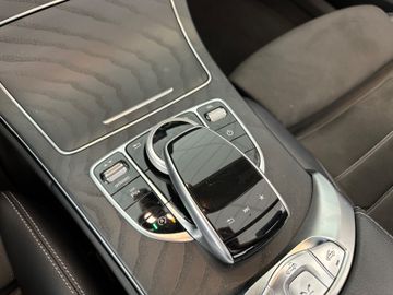 Fahrzeugabbildung Mercedes-Benz C 250 CGI Cabrio AMG*Totwinkel*LED*Diamant-Grill