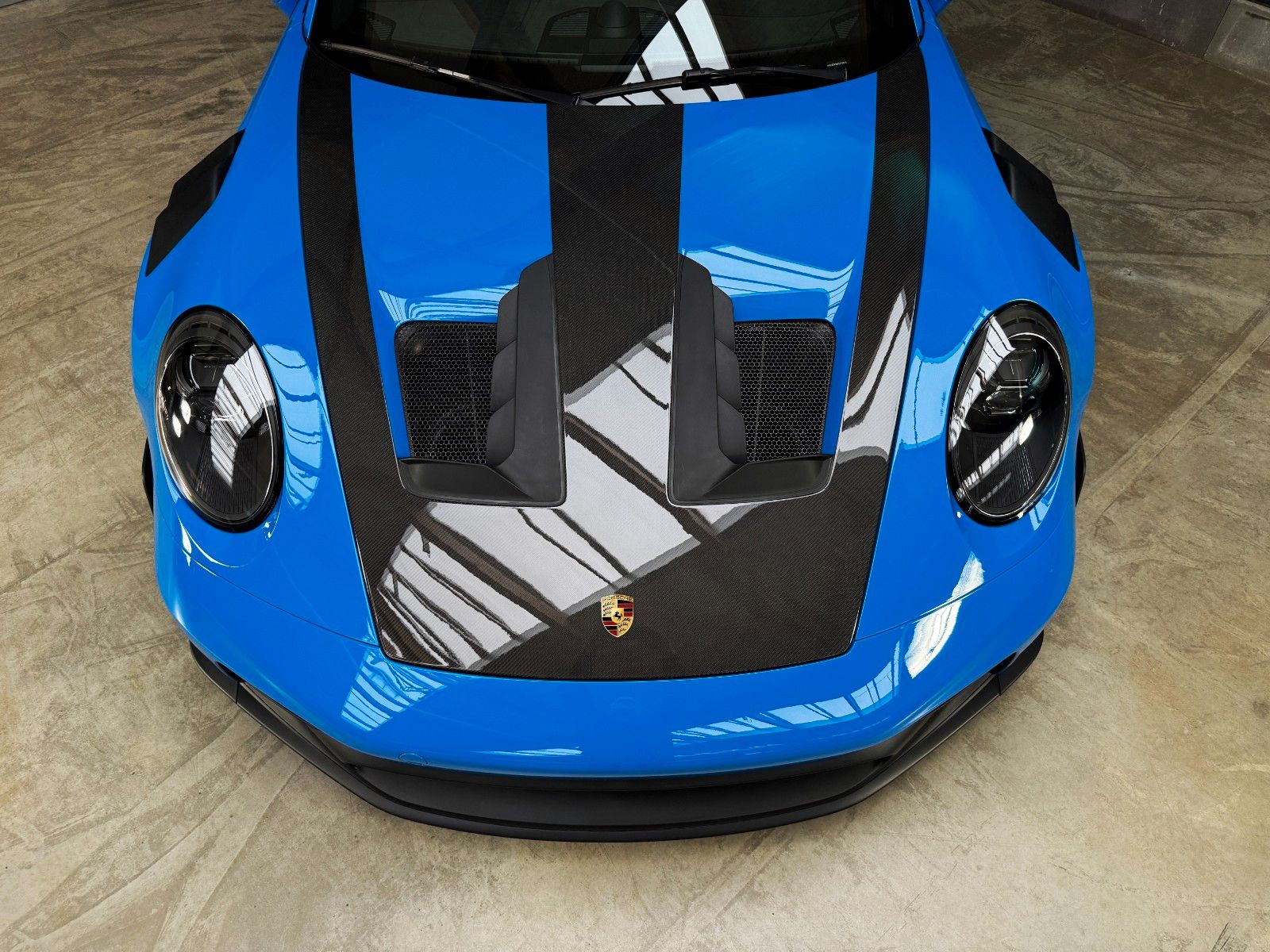 Fahrzeugabbildung Porsche 992 GT3 RS + Approved + Weissach + Sharkblue