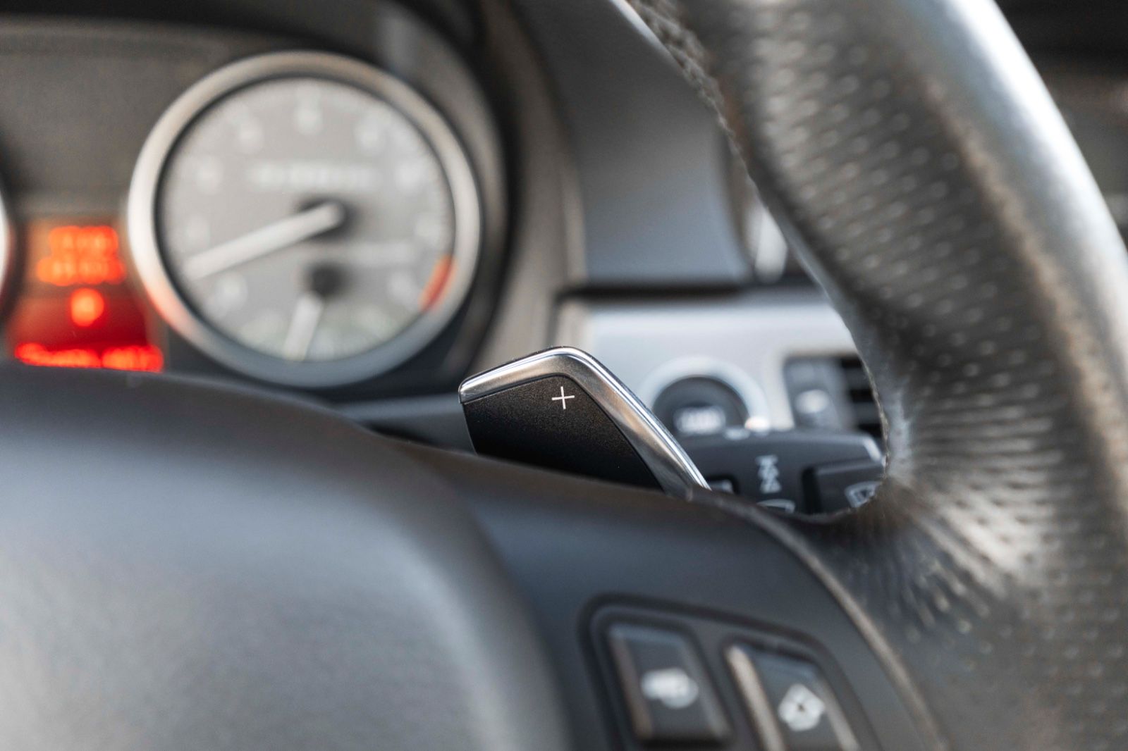 Fahrzeugabbildung BMW 335iS Coupé M PDC BIXENON TEMPOMAT LEDER DKG