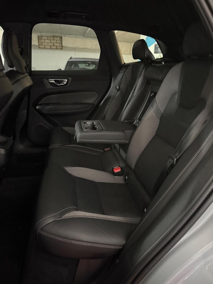 Volvo XC60 B5 Plus Dark AWD H&K Sound Assist AppCar360, миниатюра 23