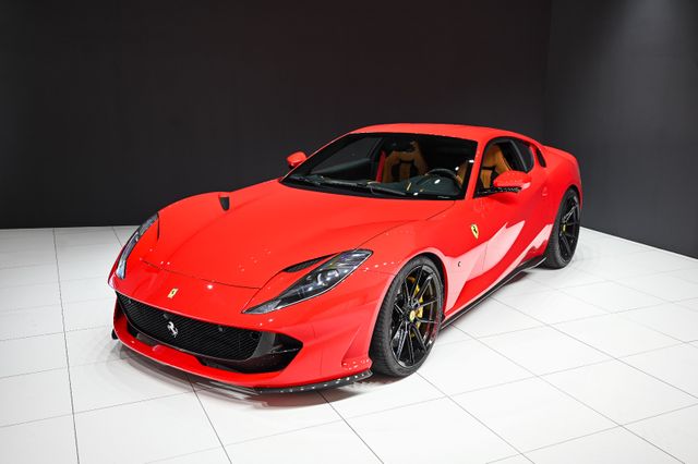 Ferrari 812 V12 *FullCarbon*RacingSeats*NovitecWheels*