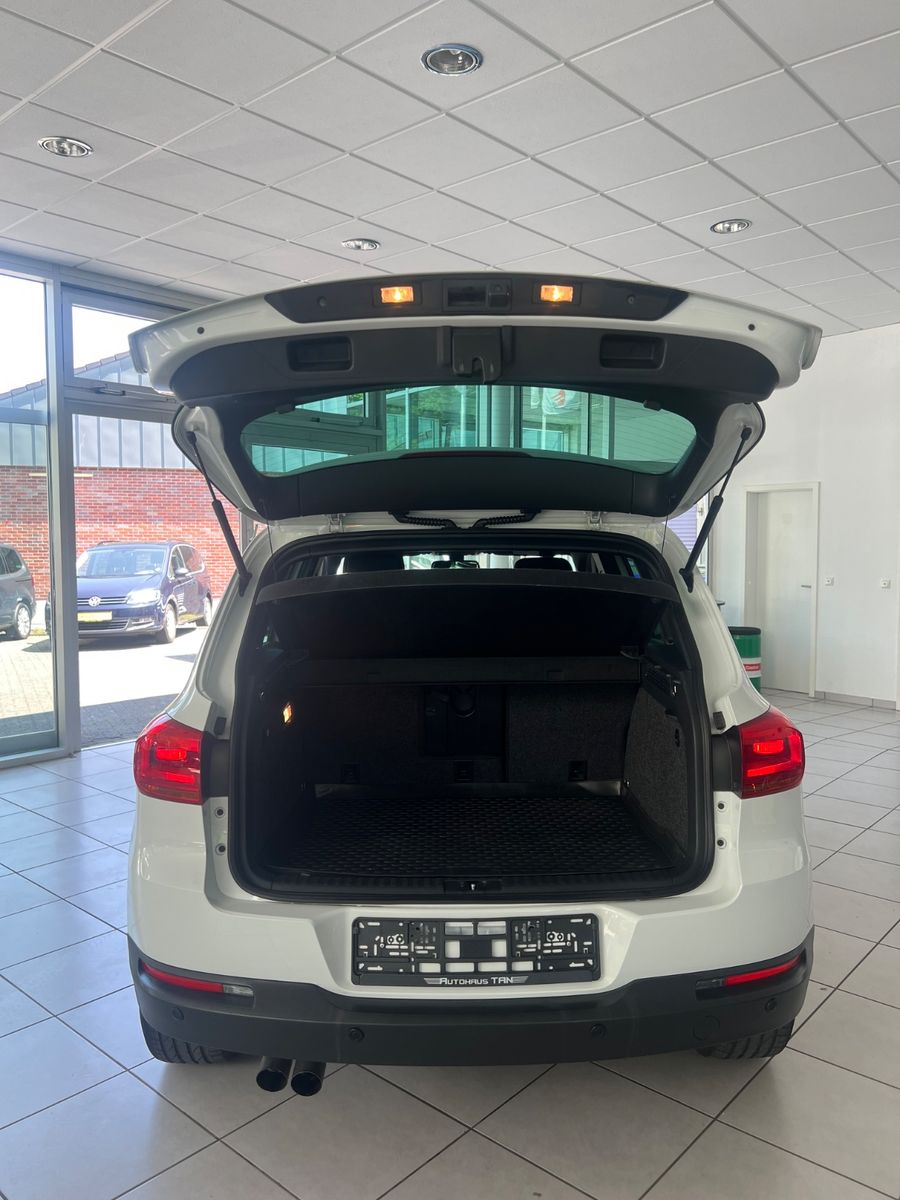 Fahrzeugabbildung Volkswagen Tiguan Lounge Sport & Style BMT * 1.HAND *