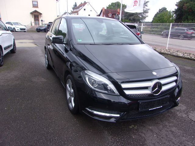 Mercedes-Benz B 180 Klimaaut Xenon Navi ALU SHZ PDC