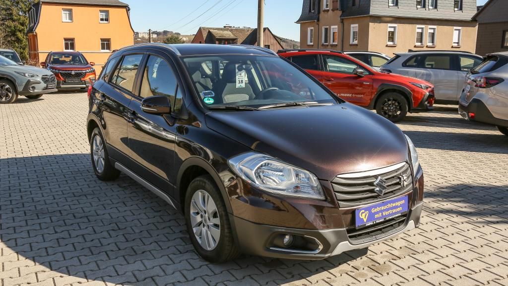 Erstes Annaberger Autohaus -  Suzuki SX4 S-Cross 1,6 Comfort 4x4 SHZ+LED+Parksensor - Bild 2