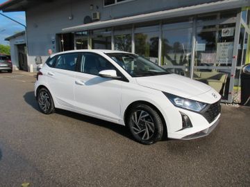 Hyundai i20 FL 1.2 MPi "Comfort" 79PS Navi Temp. - Hagel