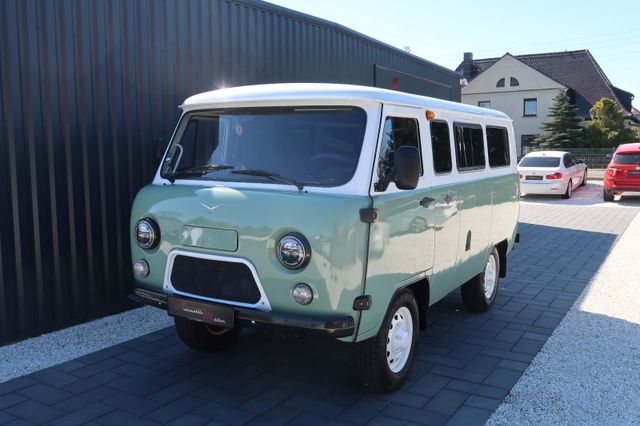 Другие UAZ Buchanka ''Jubiläums Modell'' LED-Sportlenkr