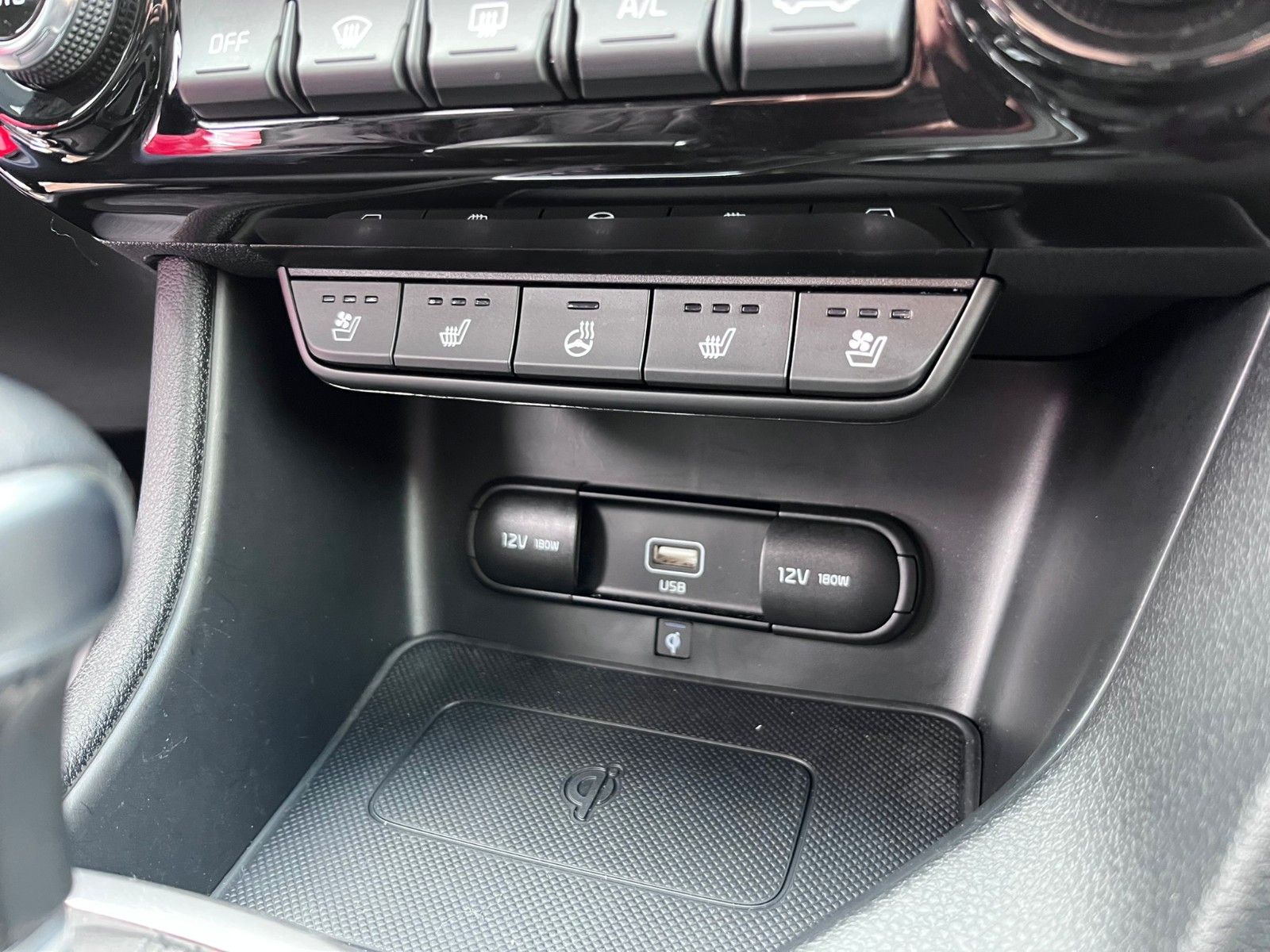 Fahrzeugabbildung Kia Sportage GT-Line 4WD