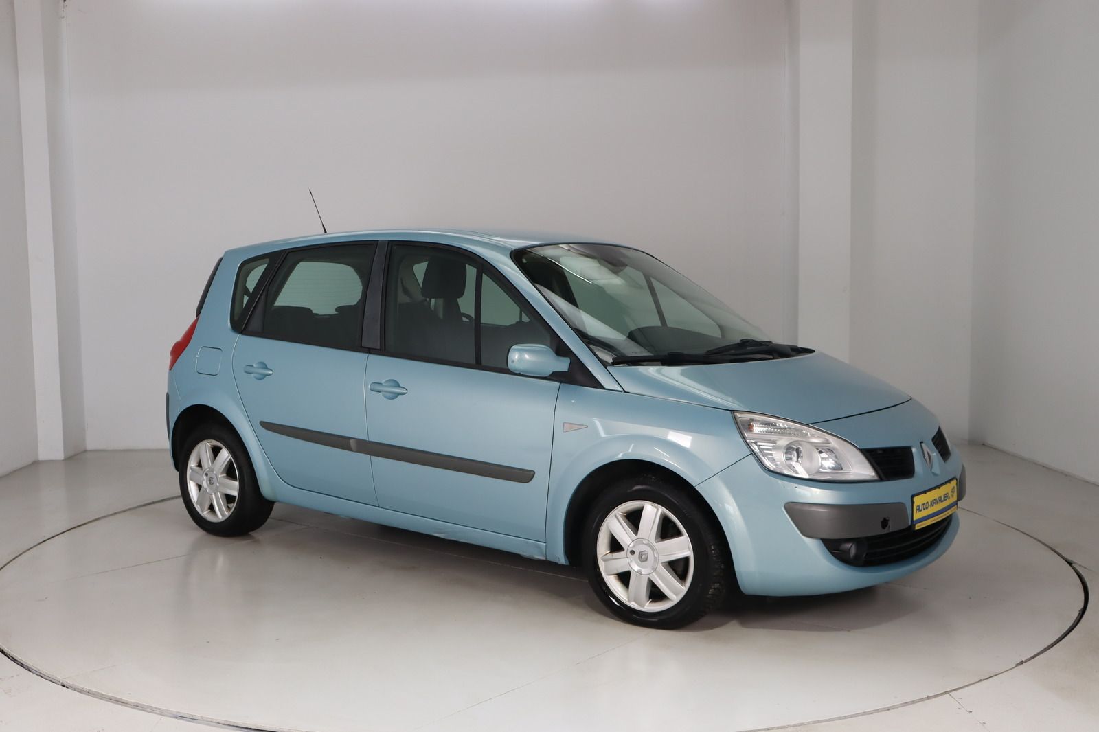 Fahrzeugabbildung Renault Megane Scenic 1.6 16V * Klima * Isofix