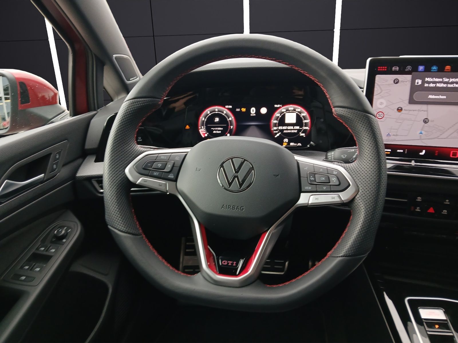 Fahrzeugabbildung Volkswagen Golf VIII GTI DSG Matrix AHK Navi Harman AID ACC