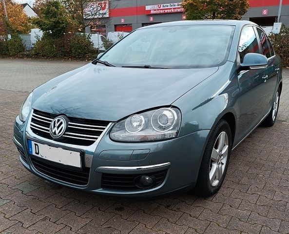 Volkswagen Jetta 1.4 TSI Trendline  BiXenon/PDC/Navi/2.Hand