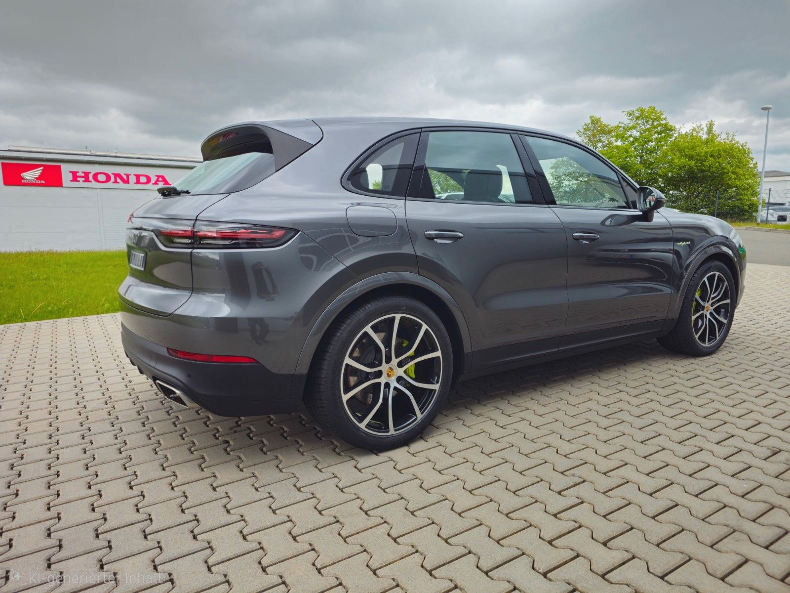 PORSCHE Cayenne E-Hybrid -
