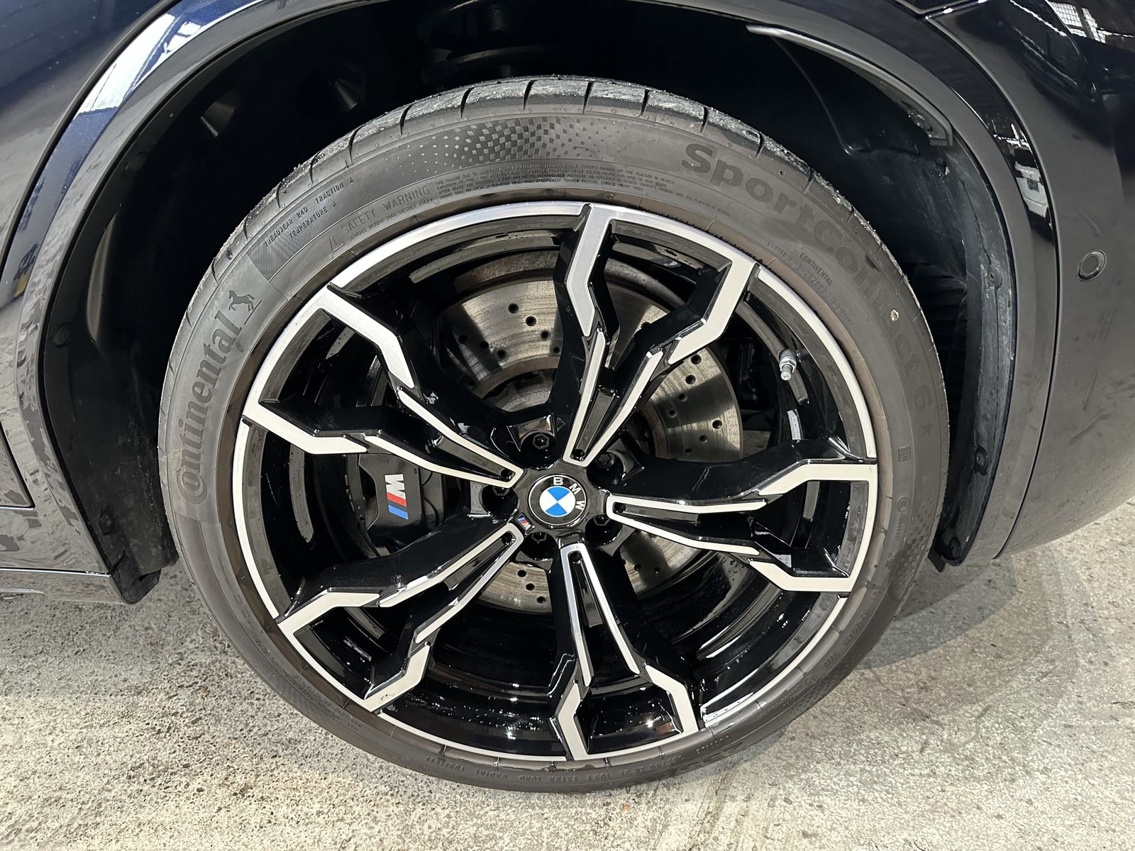 Fahrzeugabbildung BMW X4 M M Competition Head-Up Glasdach