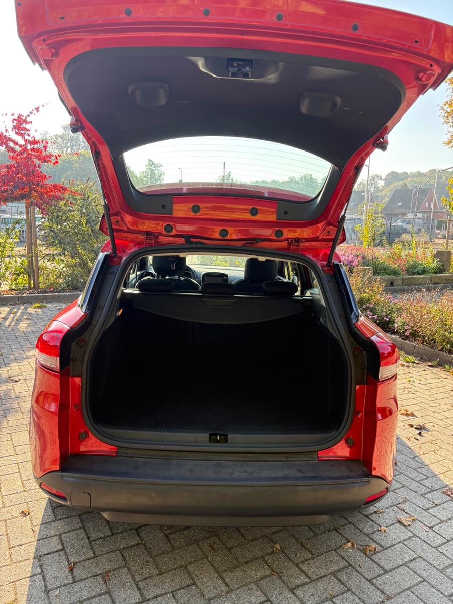 Renault Clio 2015 — photo 10