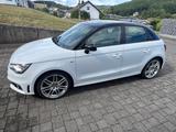 Audi A1 2.0 TDI Sportback S line Sportpaket Navi - Audi A1 mit Diesel-Antrieb: Kleinwagen, 2.0