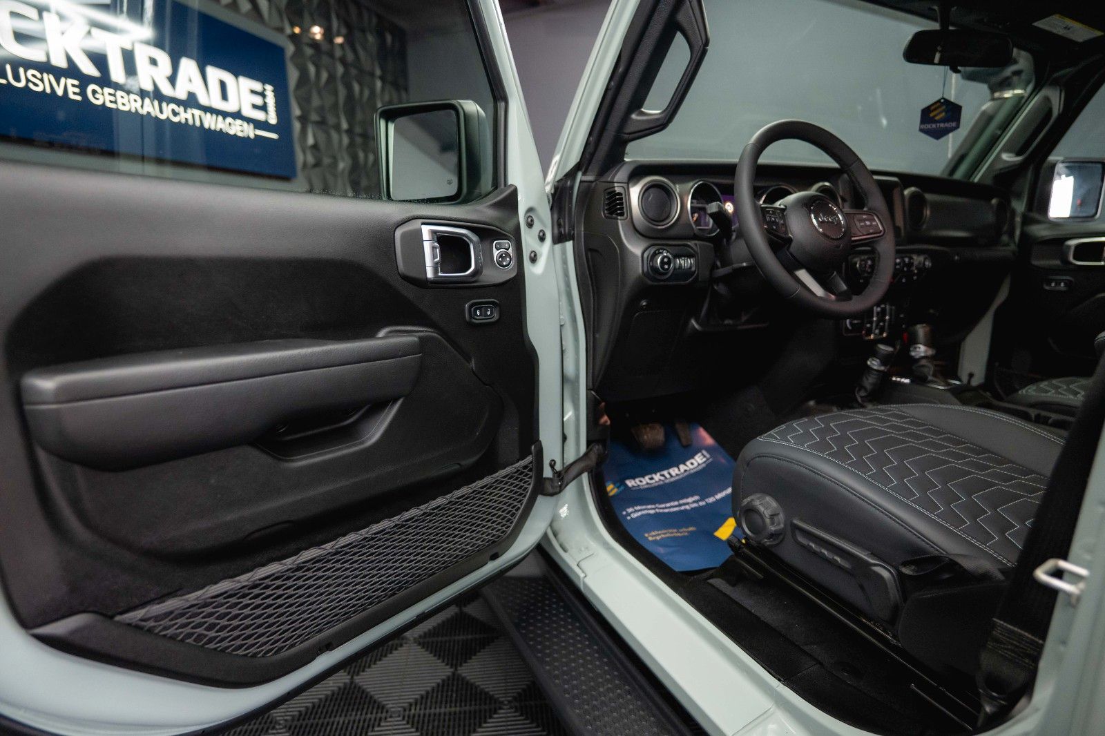 Fahrzeugabbildung Jeep Wrangler 2.0 T UNLIMITED SPORT S OFFROAD 4x4 LED