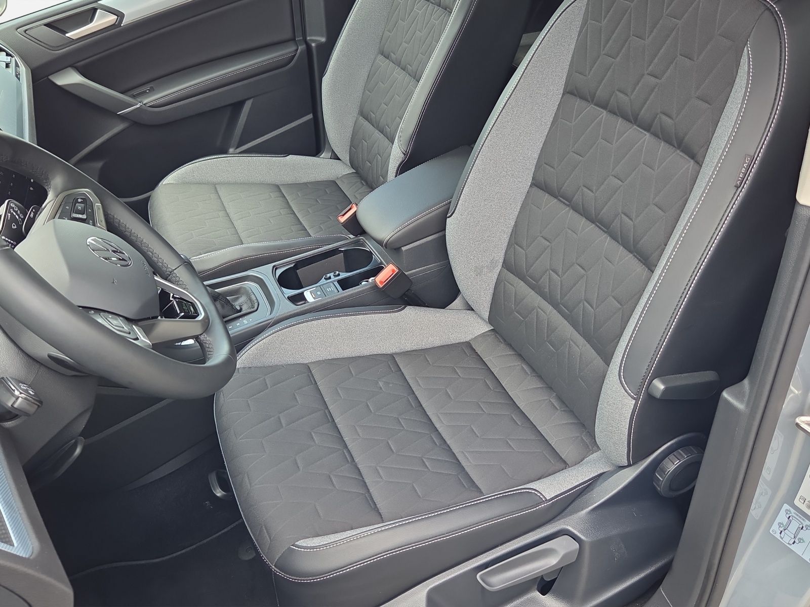 Volkswagen Touran - Bild 6