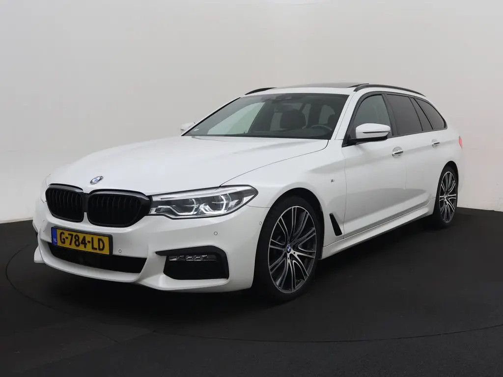Image of BMW 540