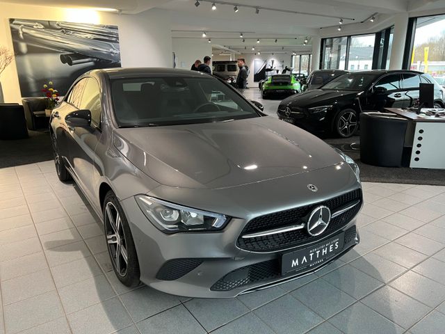 Fahrzeugabbildung Mercedes-Benz CLA 200 Coupe Progressive/Night/Kamera/Ambiente