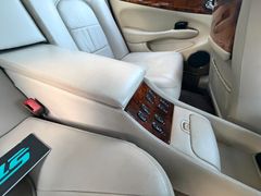 Fahrzeugabbildung Jaguar Daimler 4.0 Super V8 *MwSt. / LWB / Voll*