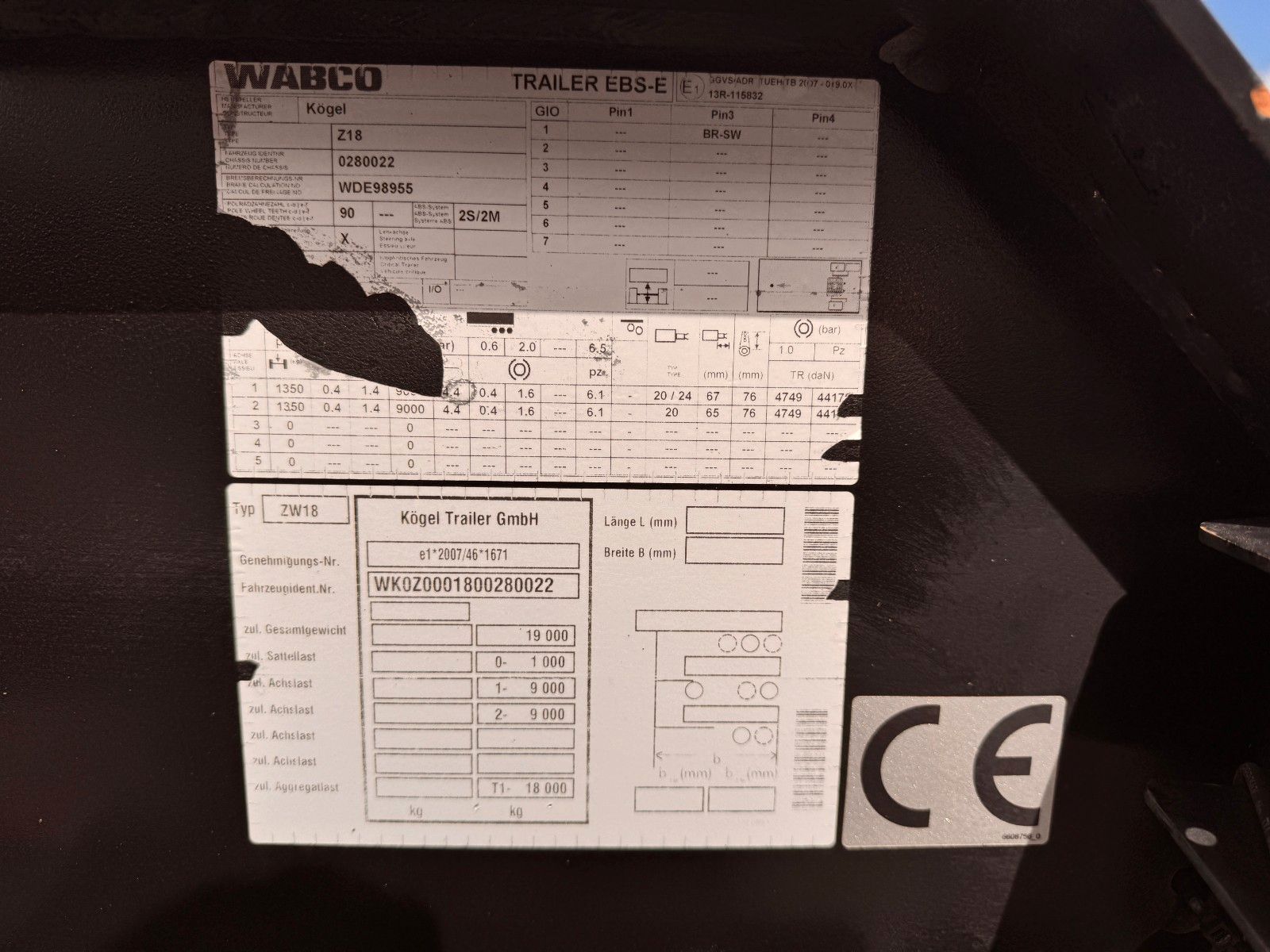 Fahrzeugabbildung Kögel ZW 18 Lafette SAF Achsen 15.910kg Nutzlast