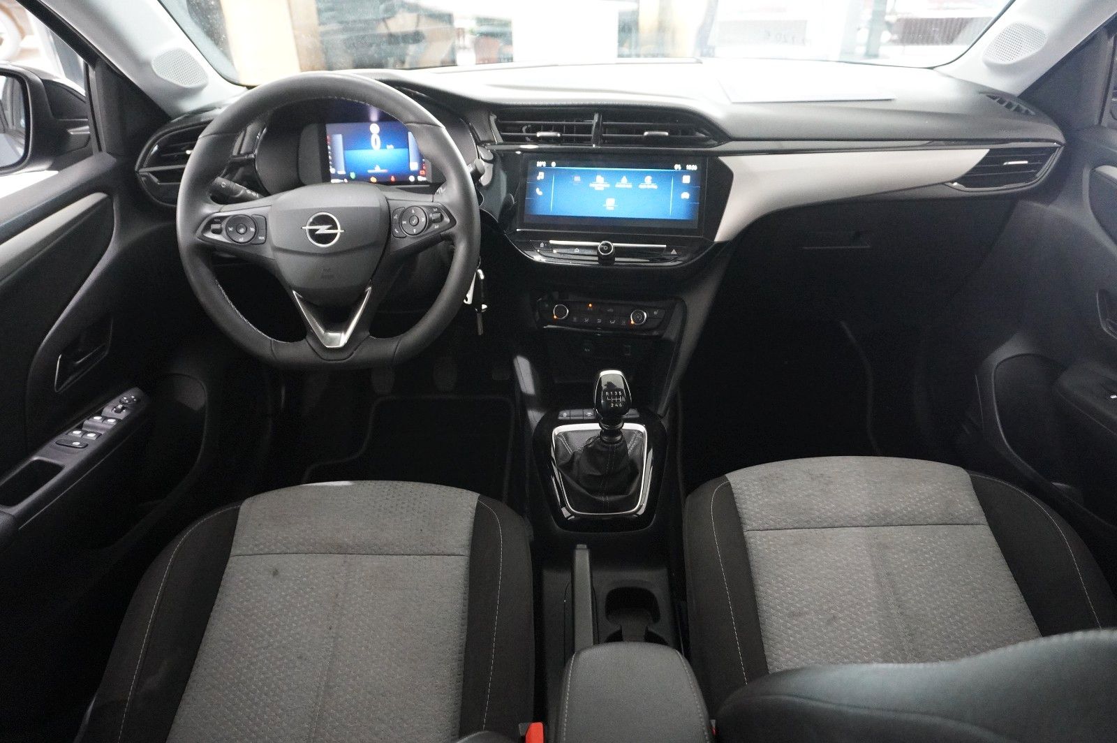 Fahrzeugabbildung Opel Corsa F 1.2 FACELIFT NAVI/LED/KAMERA/VIRT./DAB+