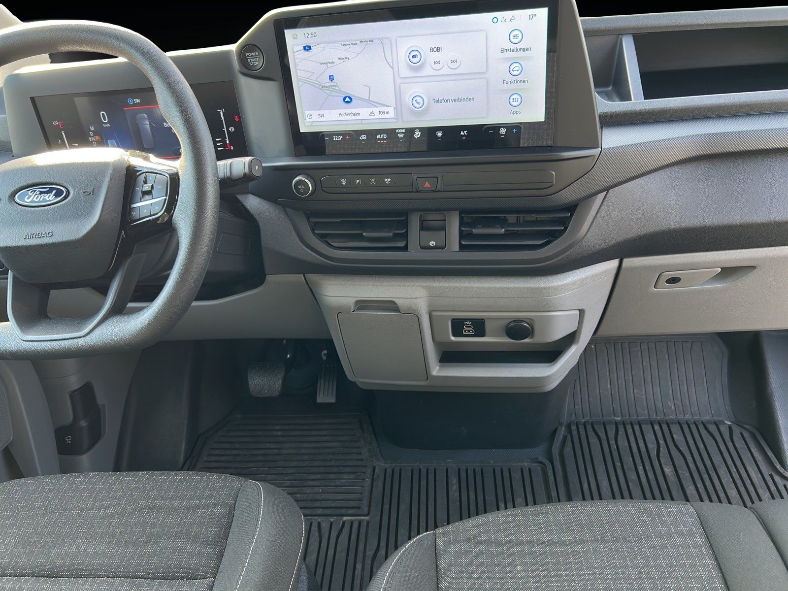 Fahrzeugabbildung Ford Transit Custom 2.0 EcoBlue L2 Trend AWD/PDC/AHK