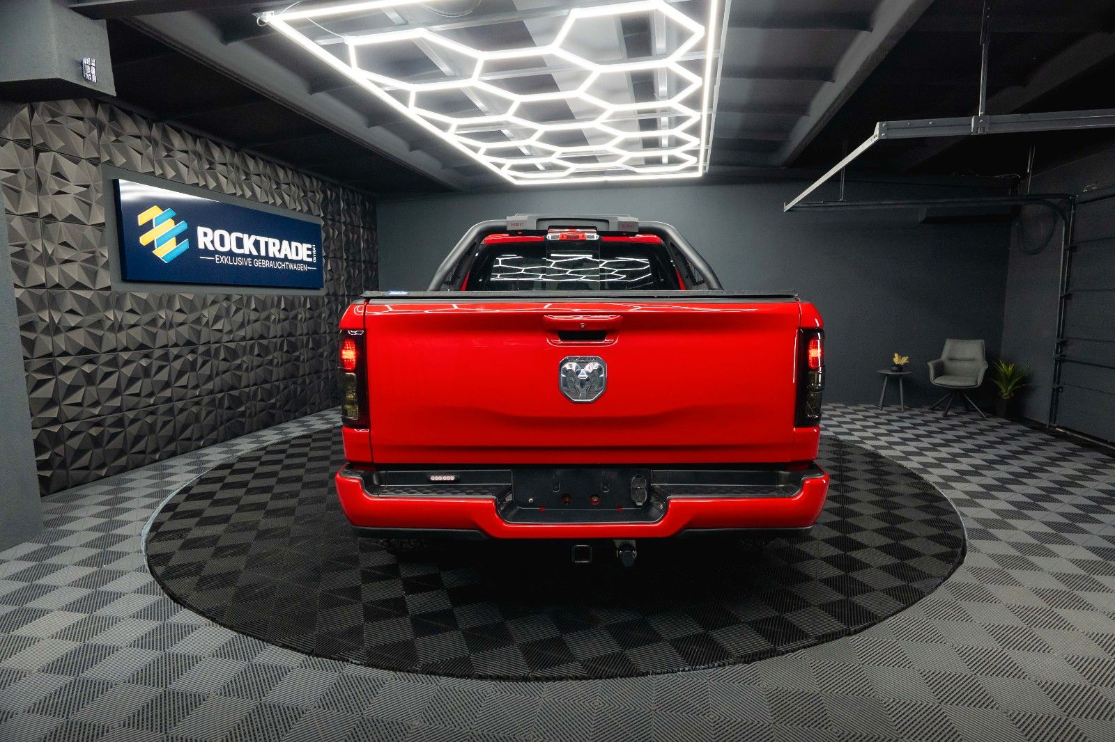 Fahrzeugabbildung Dodge RAM 5.7 V8 HEMI 4x4 RED DEVIL LONGBED Offroad