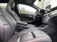 Mercedes-Benz GLA220d 4-Matic AMG-Line/Leder/Panorama