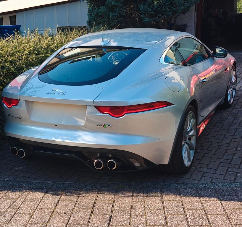 Jaguar F-Type