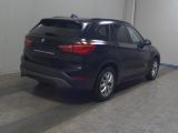 BMW X1 xDrive 18d Sport Line Navi Active PDC LED LM - BMW X1: Xdrive 18d