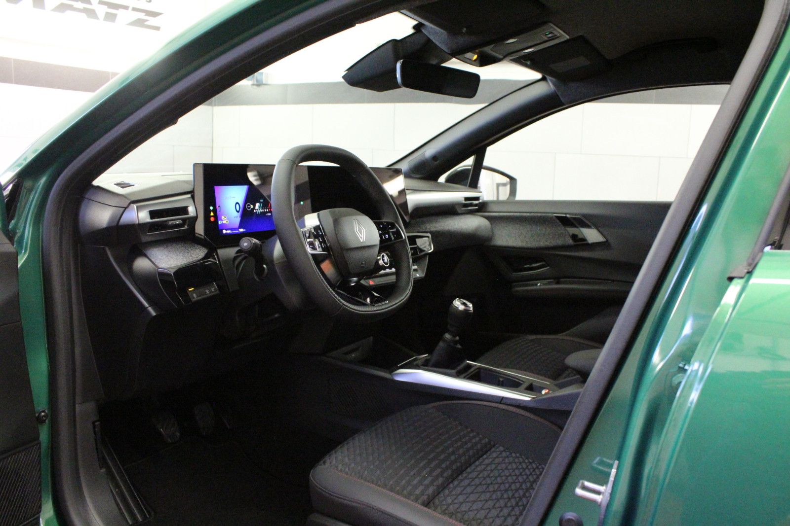 Fahrzeugabbildung Renault Clio TCe 115 Techno *Winter-Paket*Rückfahrkamera