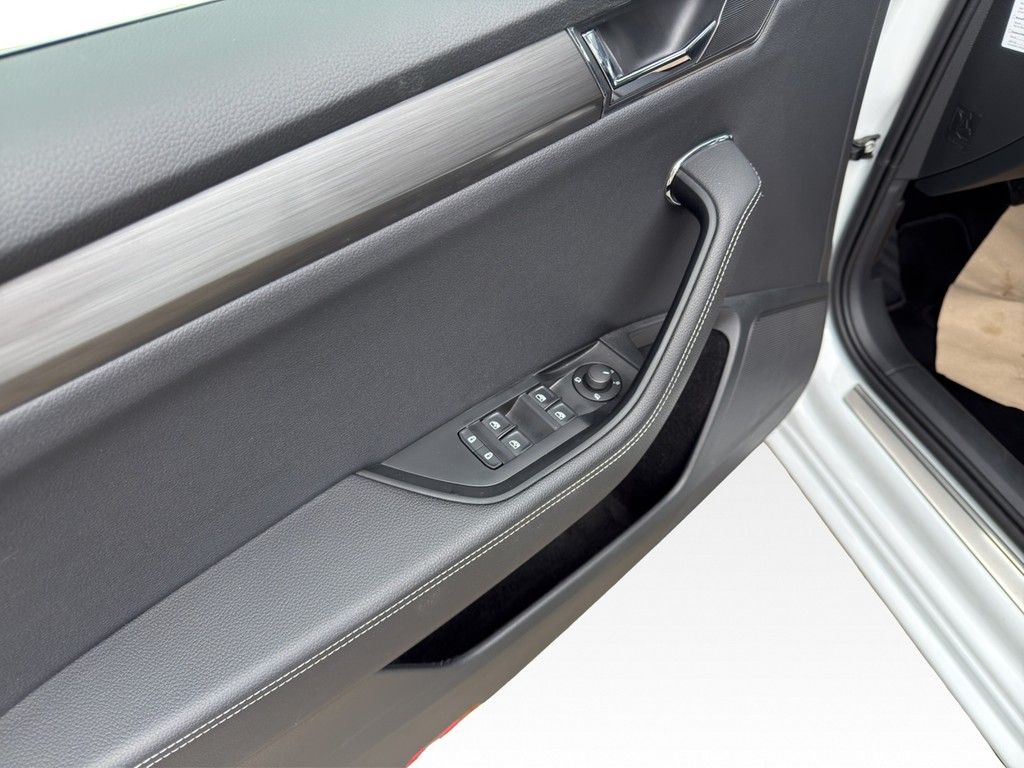 Skoda Superb - Bild 14