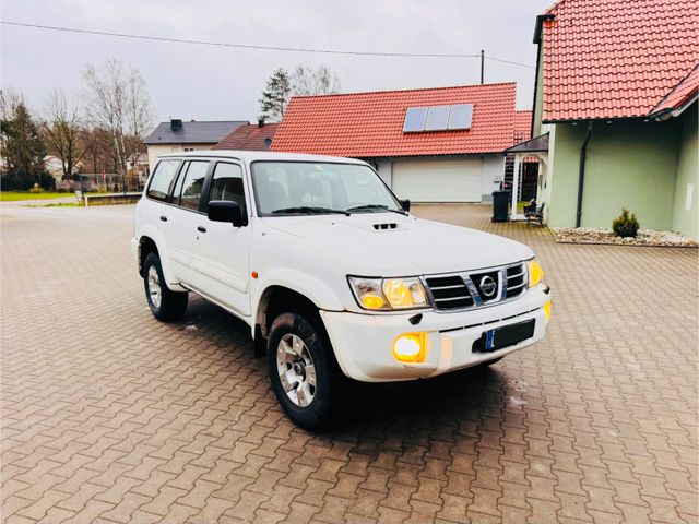 Nissan Patrol GR Comfort 7-Sitzer Automatik