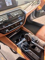 BMW 540i xDrive Touring A - - BMW 540 in Frankfurt (Main)