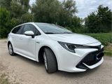 Toyota Corolla 2,0 Hybrid Team Deutsch Touring Spor... - Toyota Corolla mit Benzin-Antrieb: Kombi