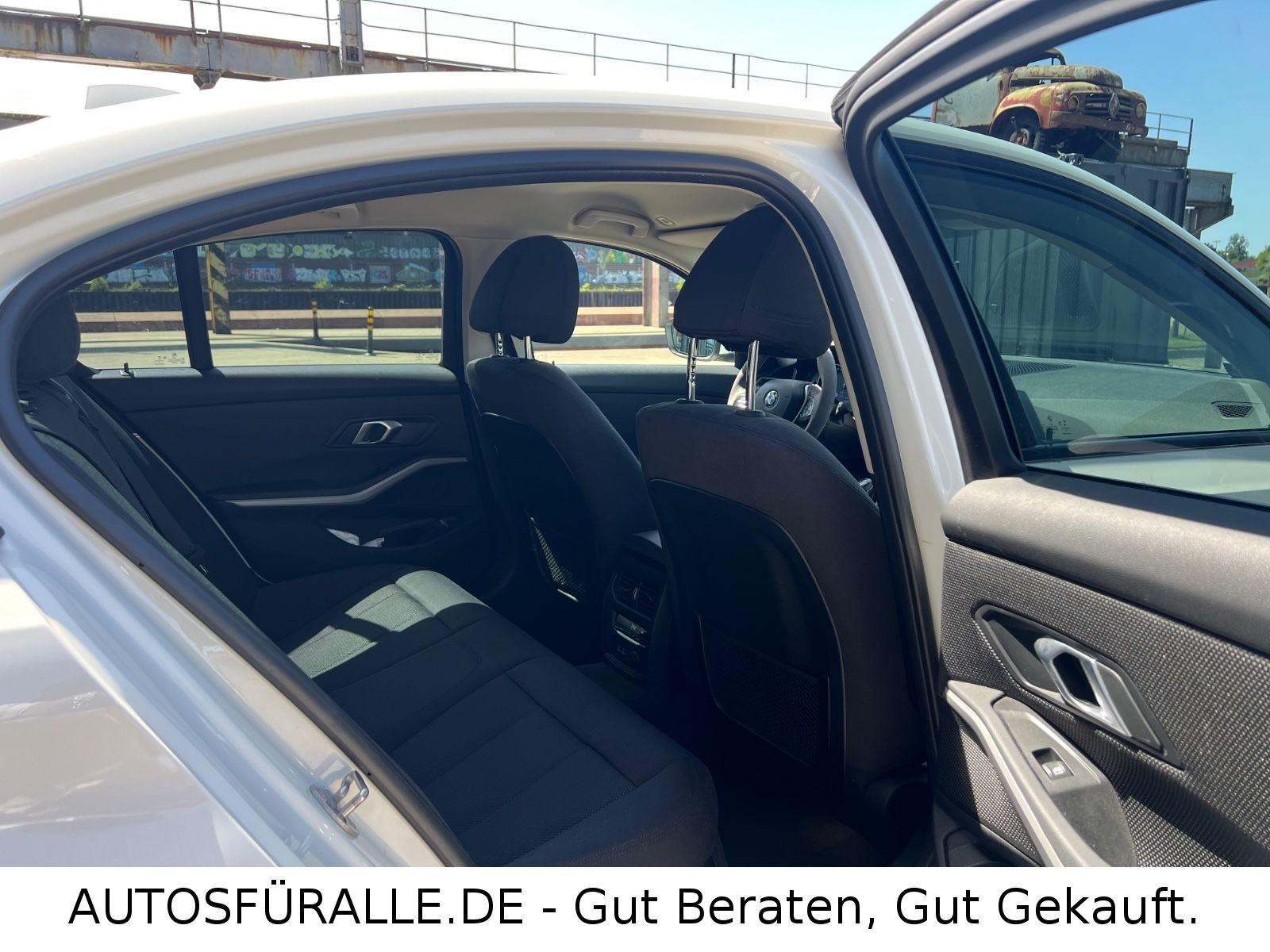BMW 318d*Limousine*Advantage*Kamera*SH V+H*TOP! foto 14